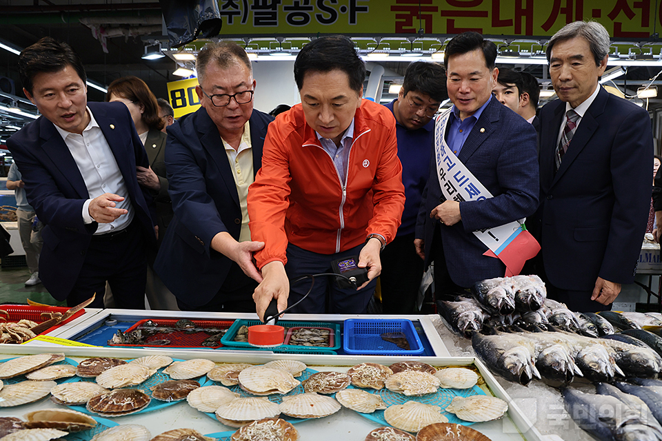 제목 노출 영역입니다 이미지