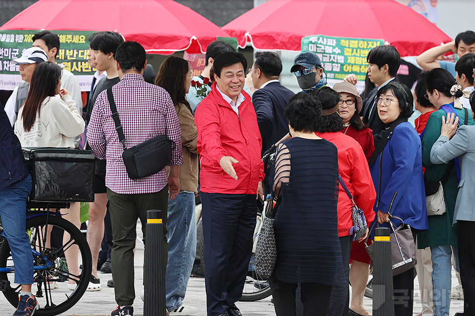 제목 노출 영역입니다 이미지