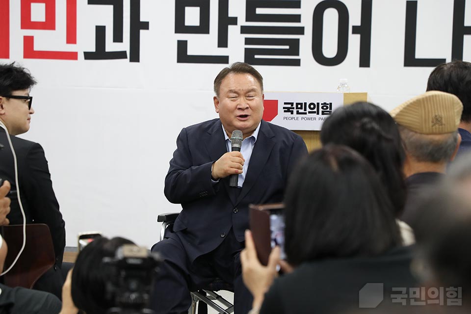 제목 노출 영역입니다 이미지