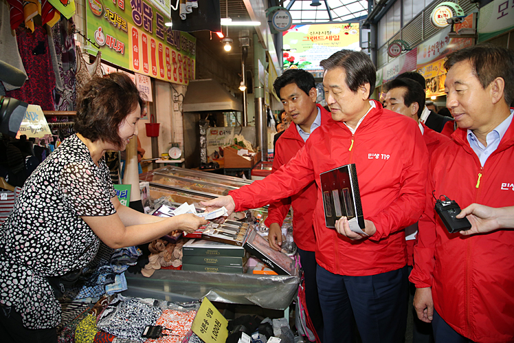 제목 노출 영역입니다 이미지