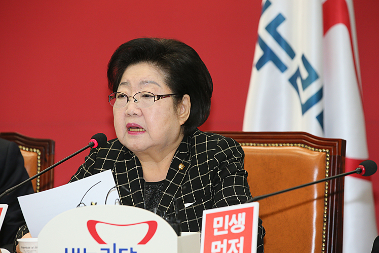 제목 노출 영역입니다 이미지