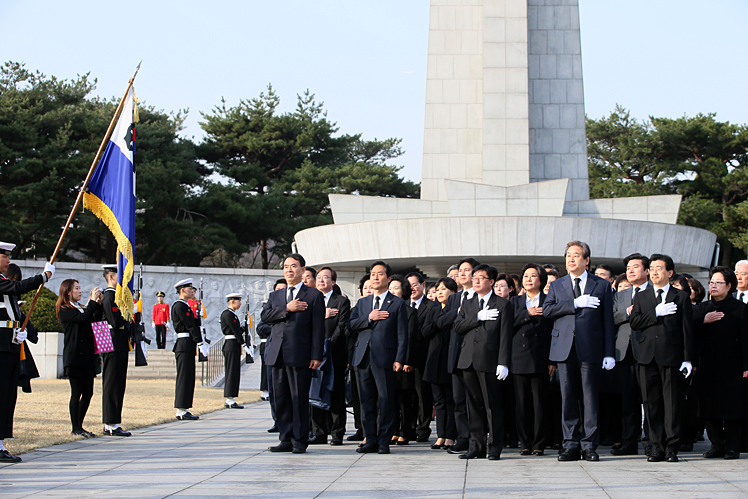 제목 노출 영역입니다 이미지