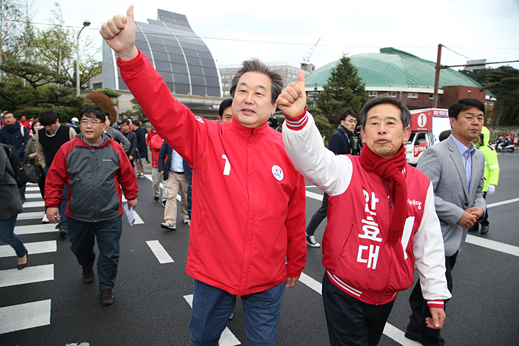 제목 노출 영역입니다 이미지