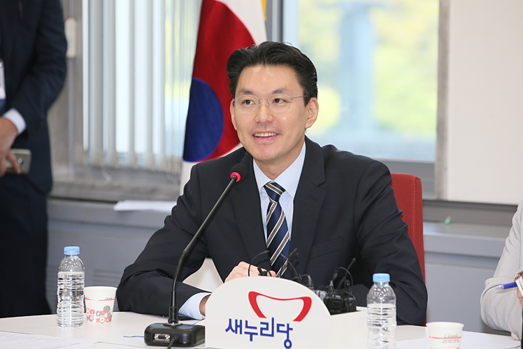 제목 노출 영역입니다 이미지