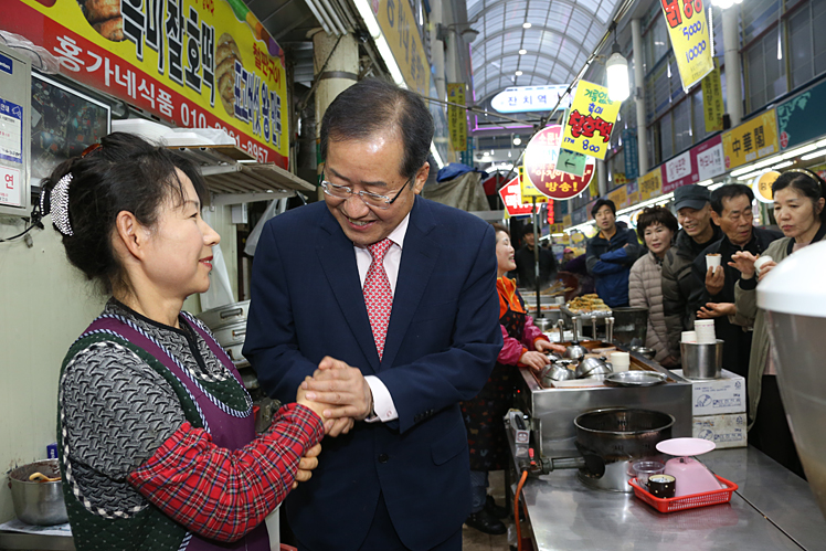 제목 노출 영역입니다 이미지