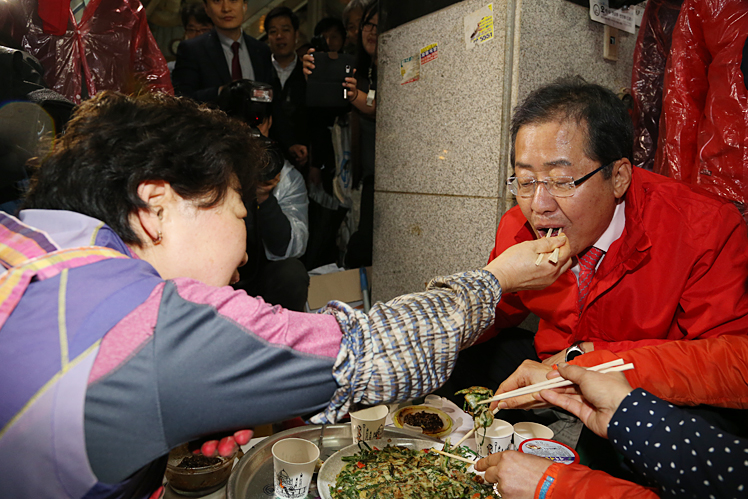 제목 노출 영역입니다 이미지