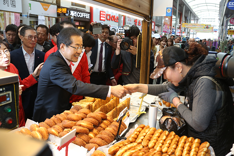 제목 노출 영역입니다 이미지