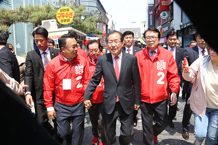 제목 노출 영역입니다 이미지