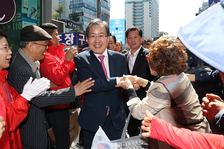 제목 노출 영역입니다 이미지