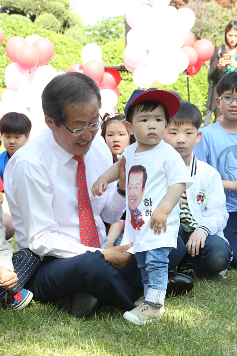 제목 노출 영역입니다 이미지