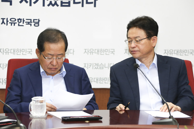 제목 노출 영역입니다 이미지