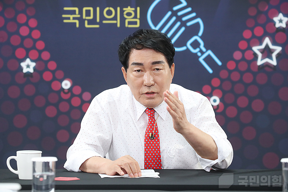 제목 노출 영역입니다 이미지