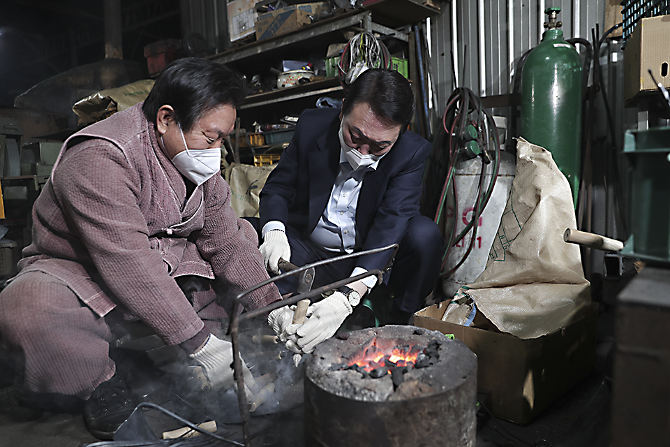 제목 노출 영역입니다 이미지