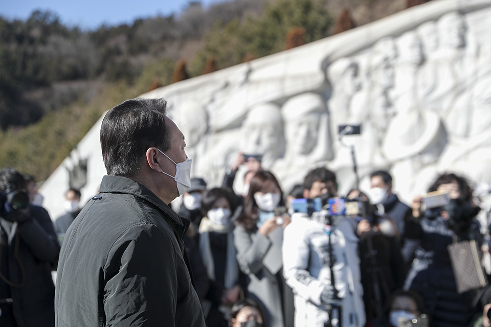 제목 노출 영역입니다 이미지