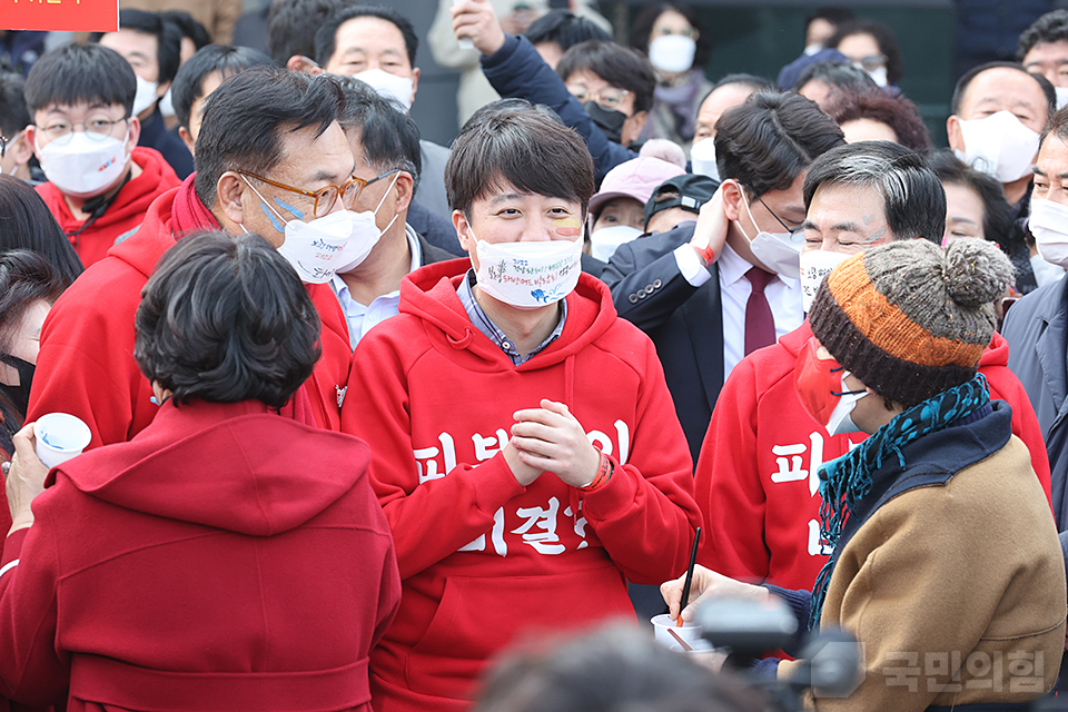 제목 노출 영역입니다 이미지