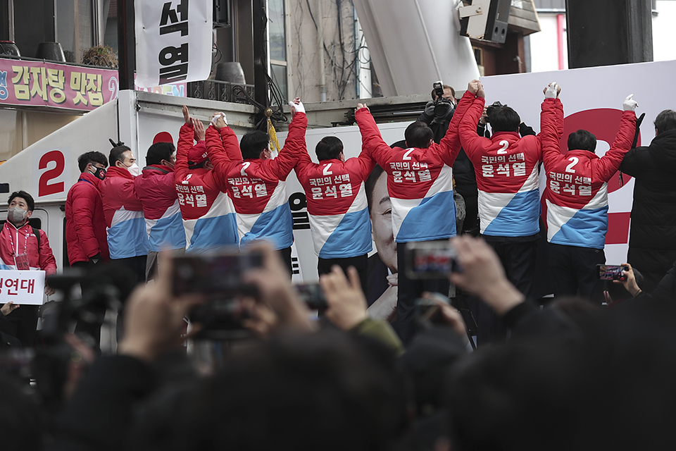 제목 노출 영역입니다 이미지