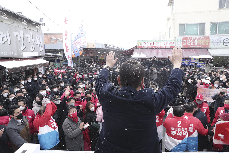 제목 노출 영역입니다 이미지