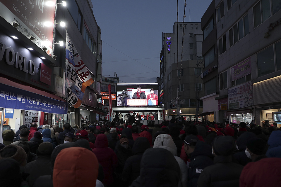 제목 노출 영역입니다 이미지