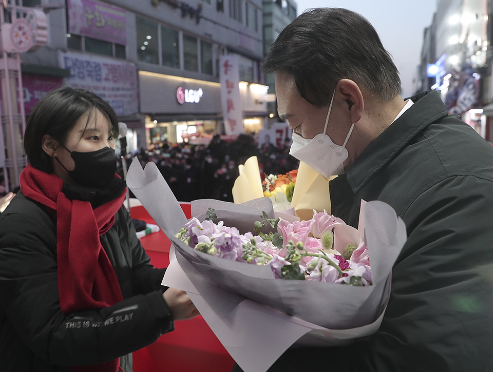 제목 노출 영역입니다 이미지