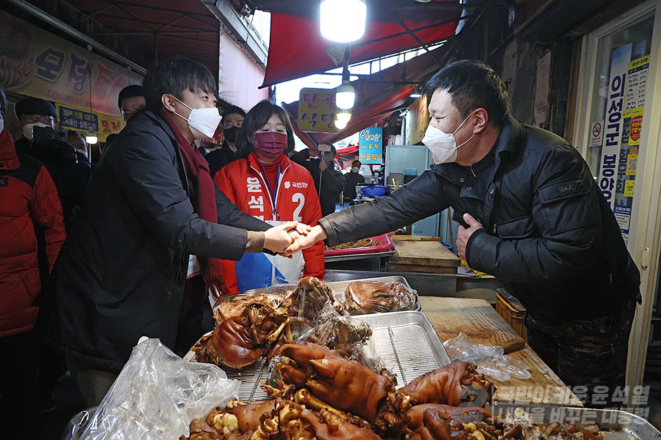 제목 노출 영역입니다 이미지