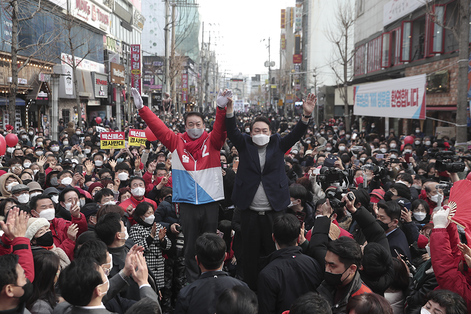 제목 노출 영역입니다 이미지