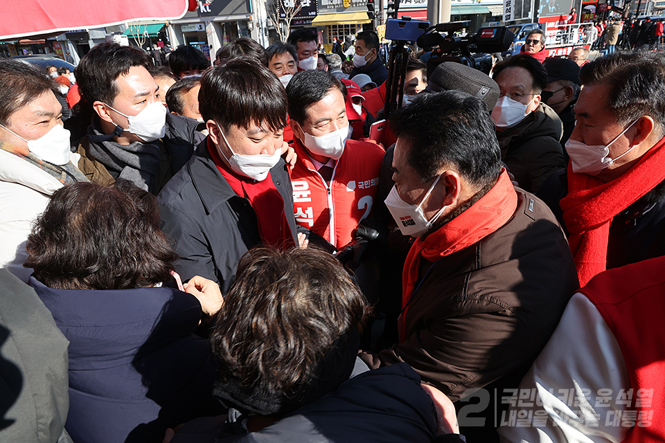 제목 노출 영역입니다 이미지