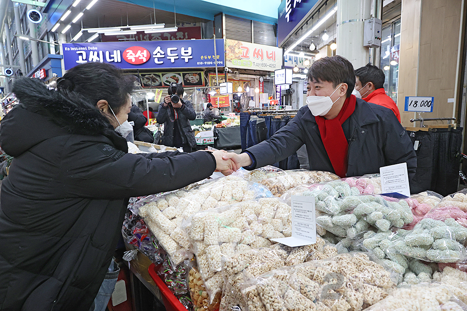 제목 노출 영역입니다 이미지