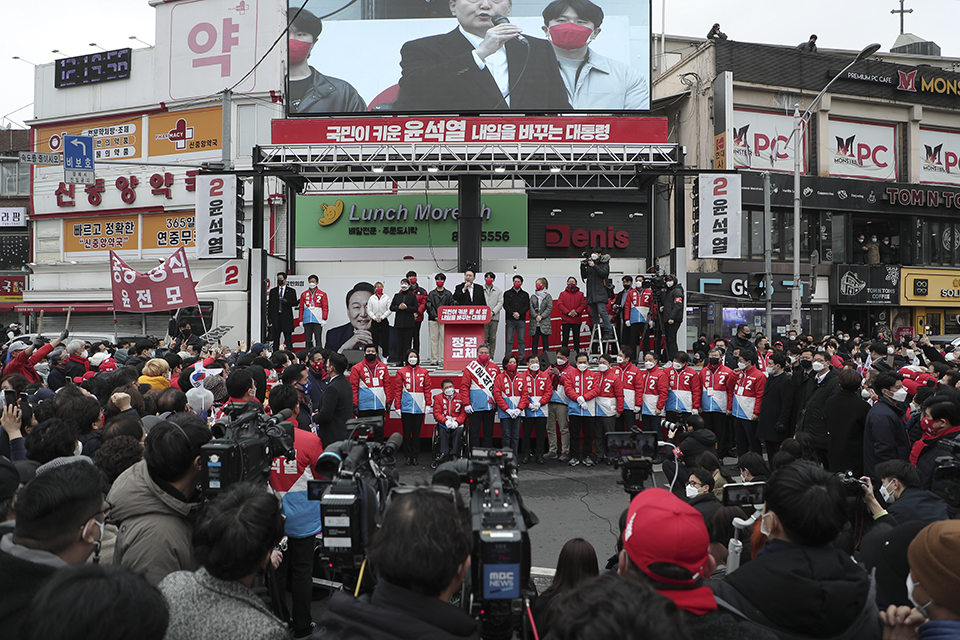 제목 노출 영역입니다 이미지