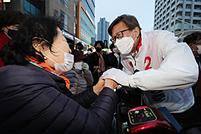 박형준 부산시장 후보, 해운대구 중동 합동유세