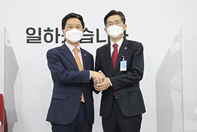 김기현 원내대표, 이필수 대한의사협회 회장 접견