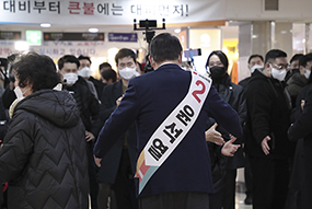 윤석열 대통령 후보, 안양역 지하상가 방문